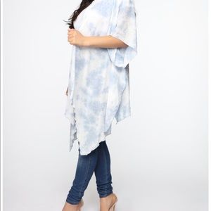 Fashion Nova Kimono - Light Blue